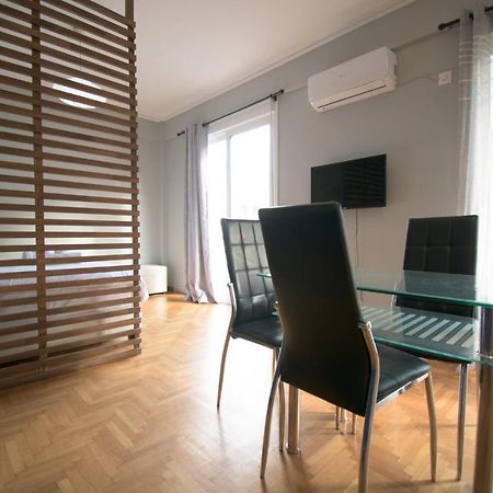 Central Cozy Flat ! Atenas Exterior foto